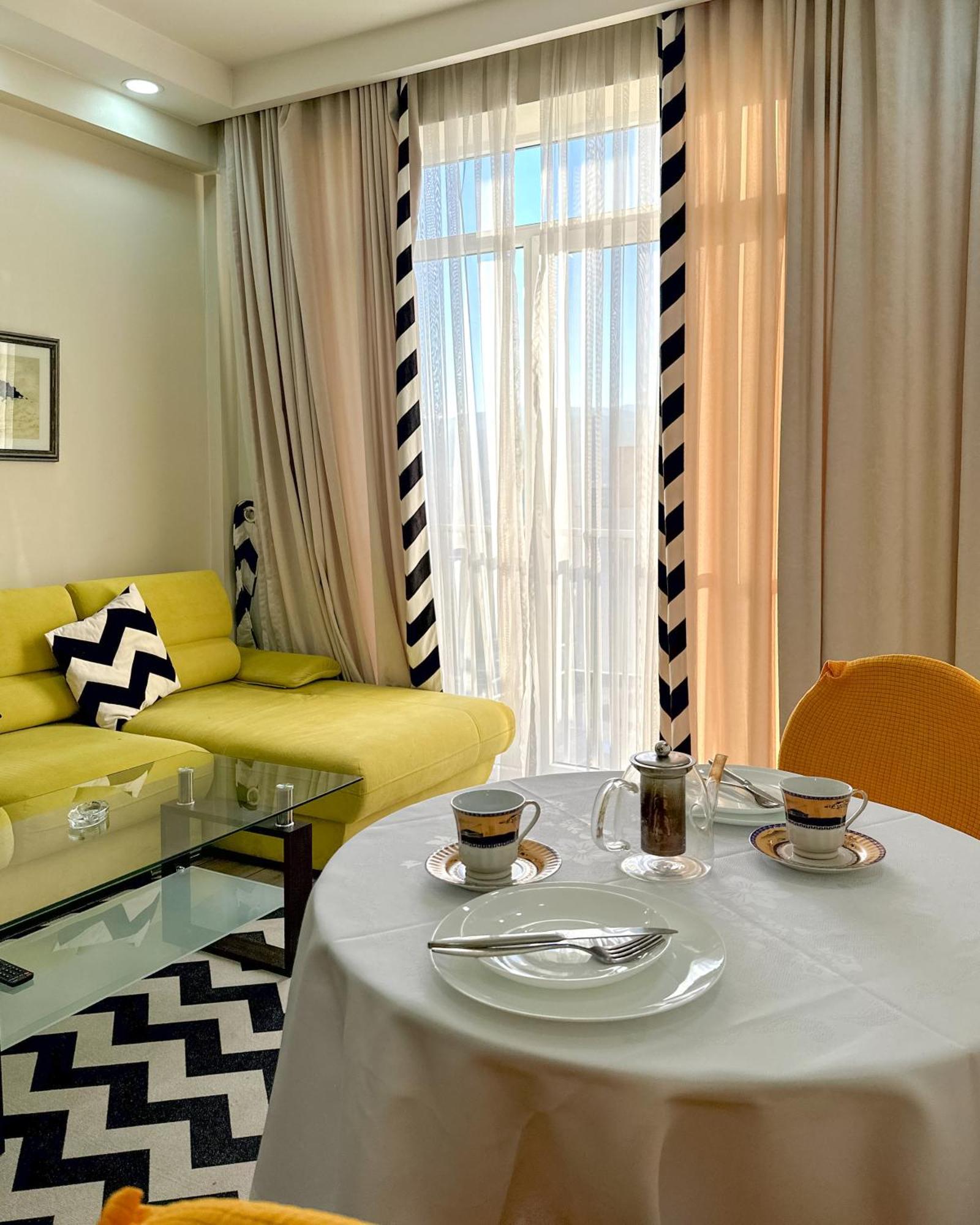 Apartments With View Tbilisi ภายนอก รูปภาพ