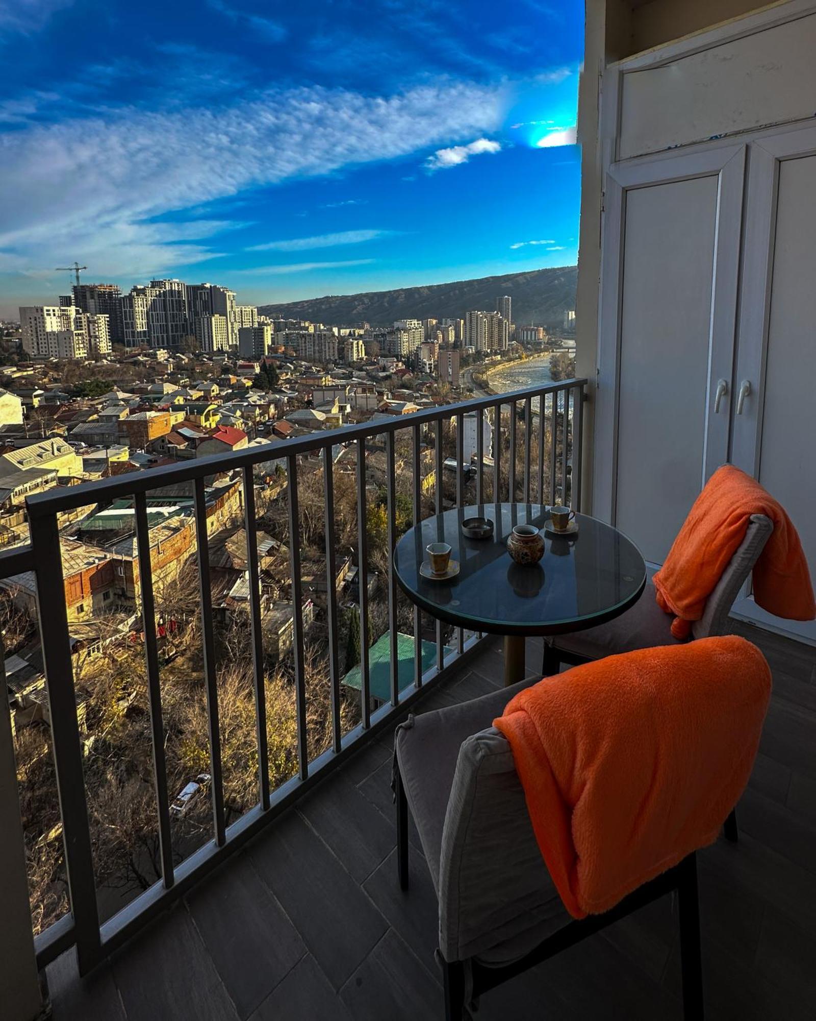 Apartments With View Tbilisi ภายนอก รูปภาพ